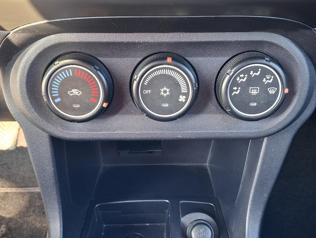 Mitsubishi Lancer 1.6i 