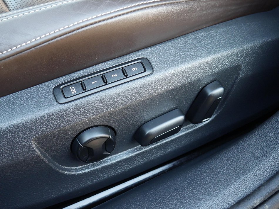 Škoda Superb III 2.0 TDi L&K