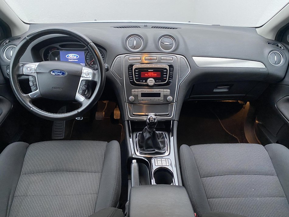 Ford Mondeo 2.0i 