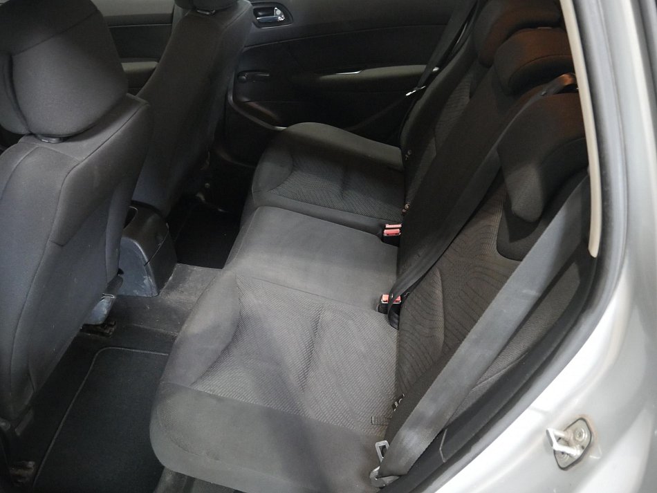 Peugeot 308 1.6 HDi  SW