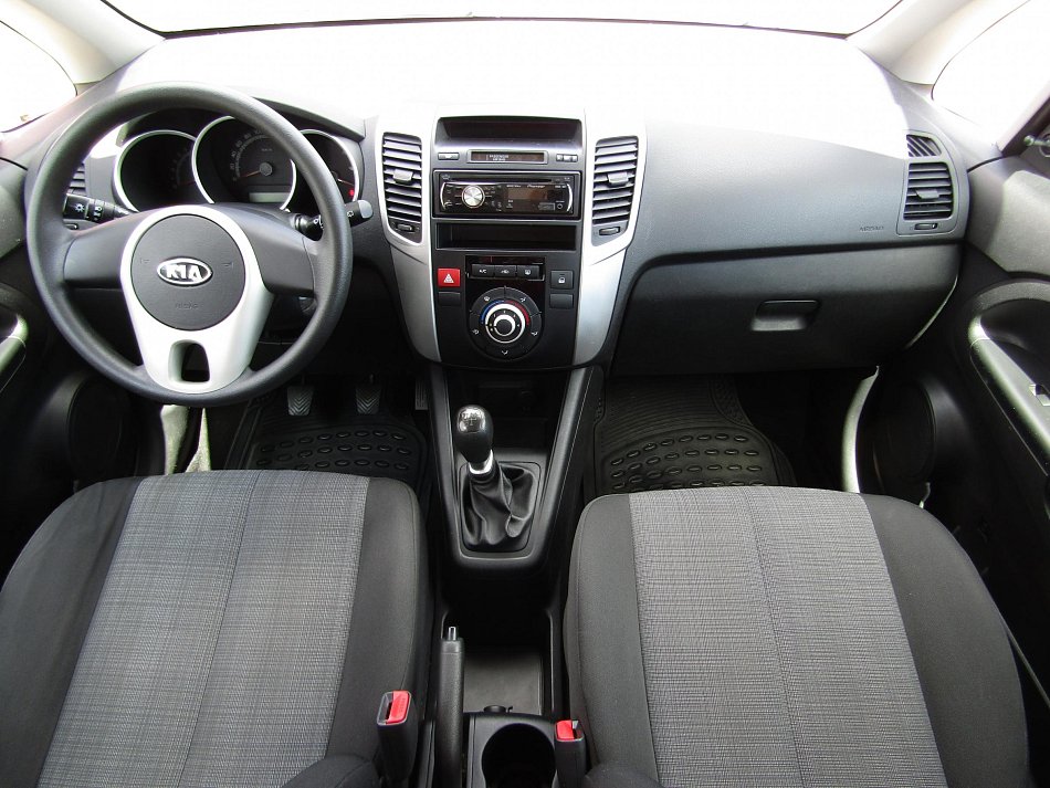 Kia Venga 1.4 CVVT 