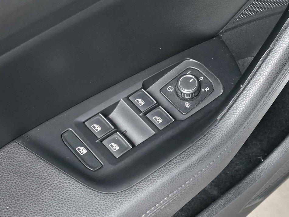 Volkswagen Passat 2.0TDi 