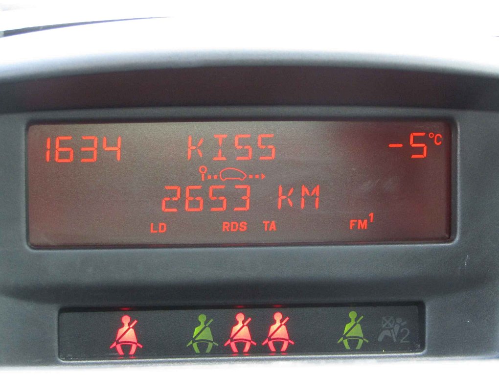 Peugeot 207 1.6i 