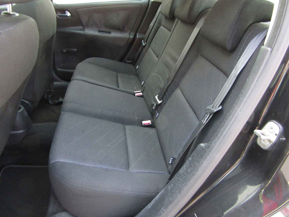 Peugeot 207 1.6i 