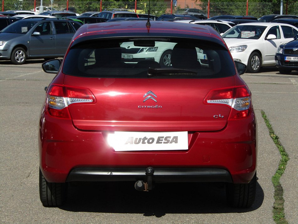 Citroën C4 1.4i 