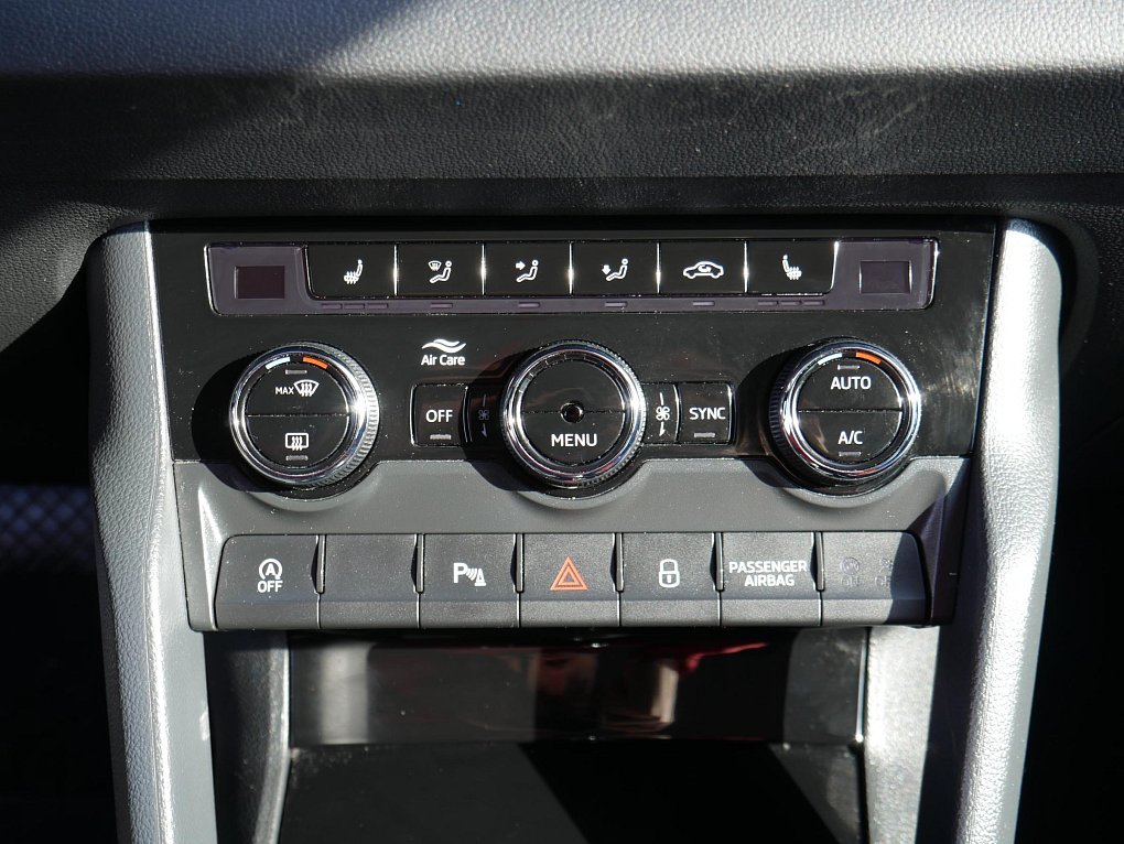 Škoda Karoq 1.6 TDi Soleil