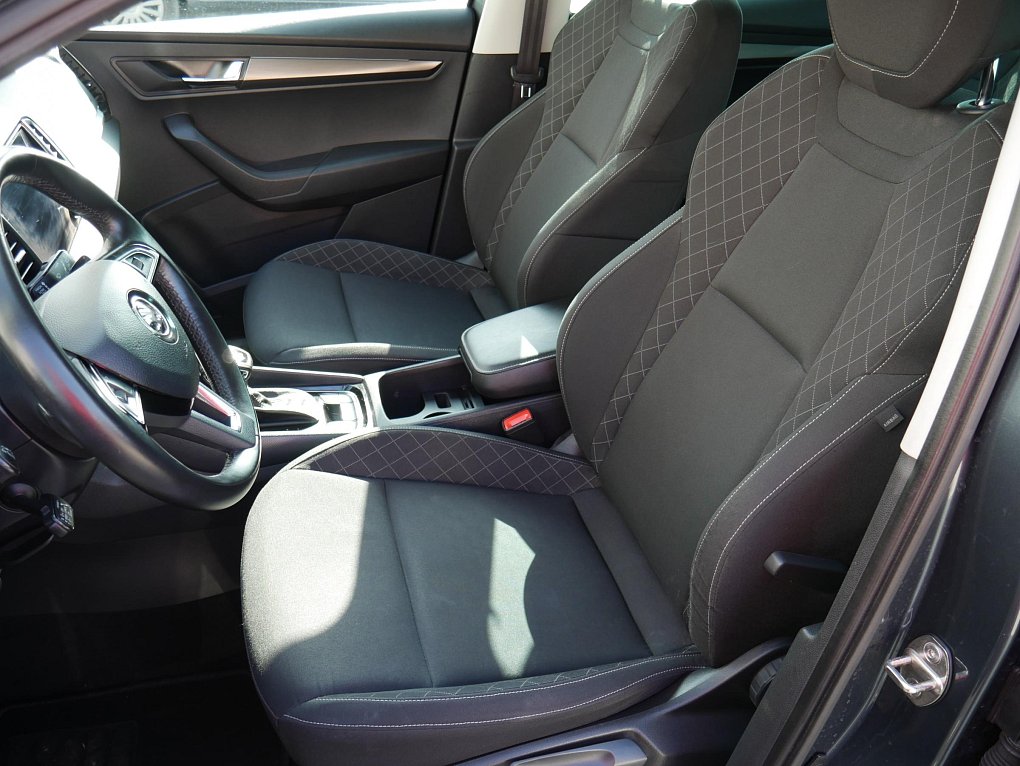 Škoda Karoq 1.6 TDi Soleil