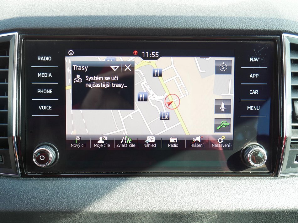 Škoda Karoq 1.6 TDi Soleil