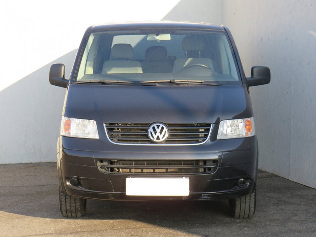 Volkswagen Caravelle 2.5d 