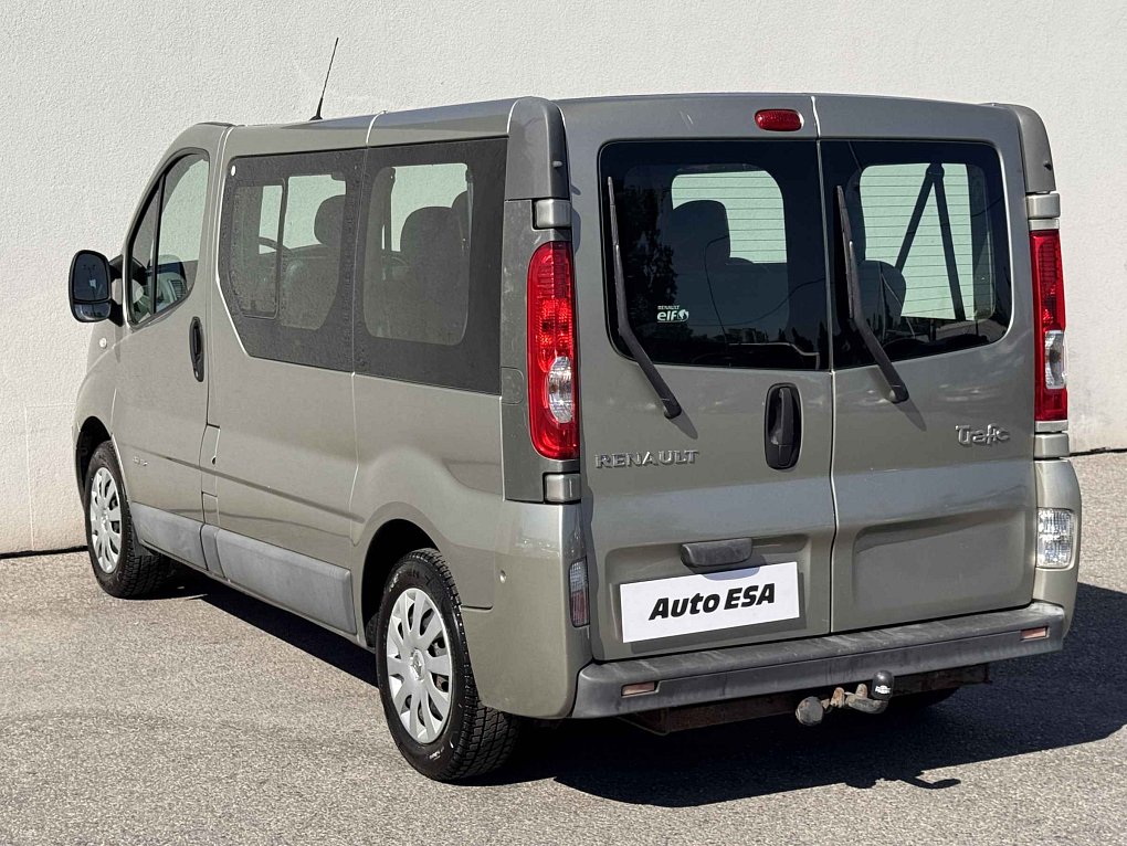 Renault Trafic 2.0dCi  9míst