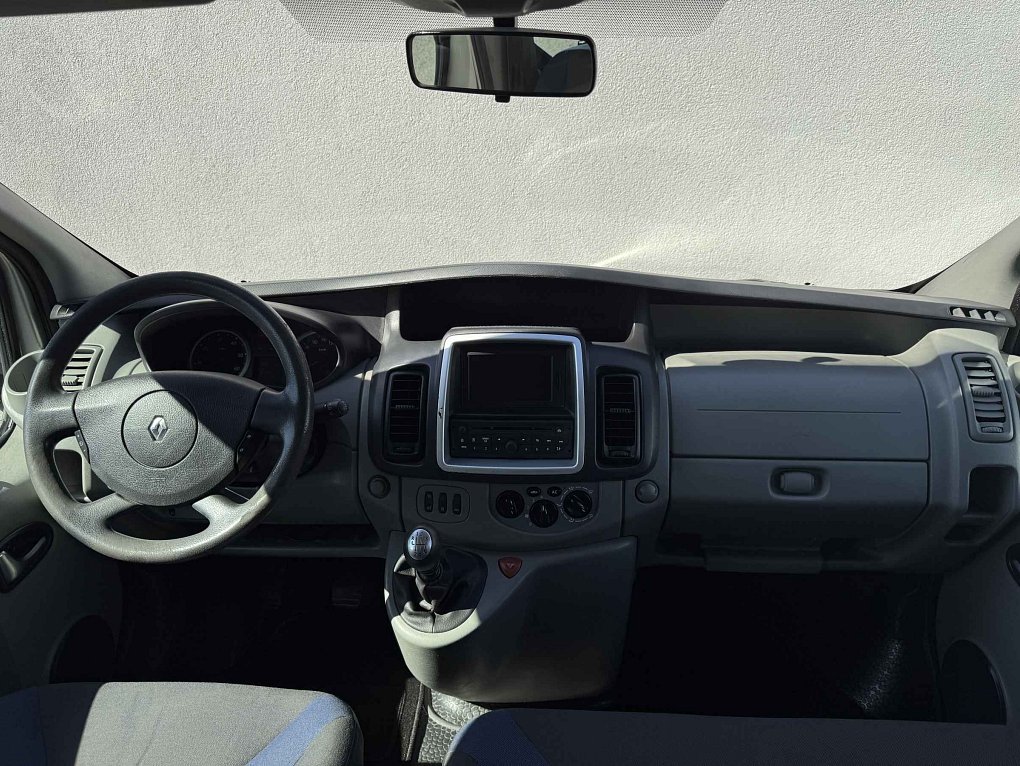 Renault Trafic 2.0dCi  9míst