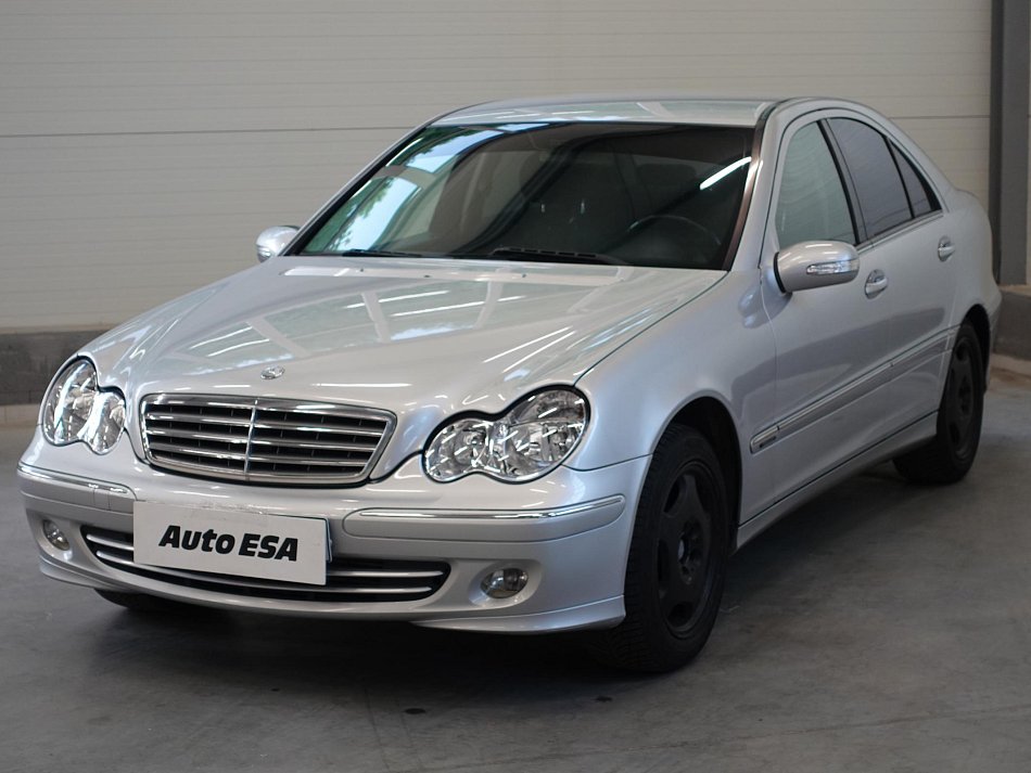 Mercedes-Benz Třída C 1.8K 