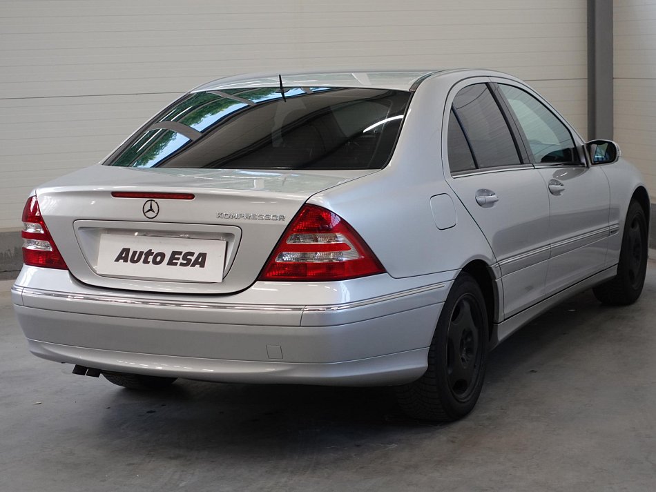 Mercedes-Benz Třída C 1.8K 