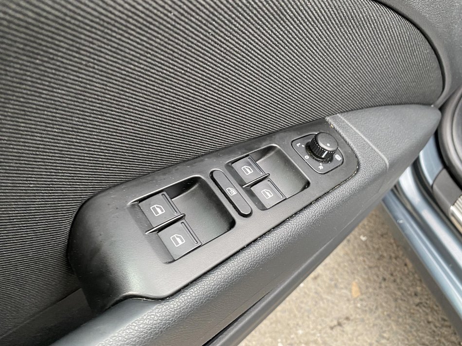 Škoda Superb II 2.0 TDi Ambition