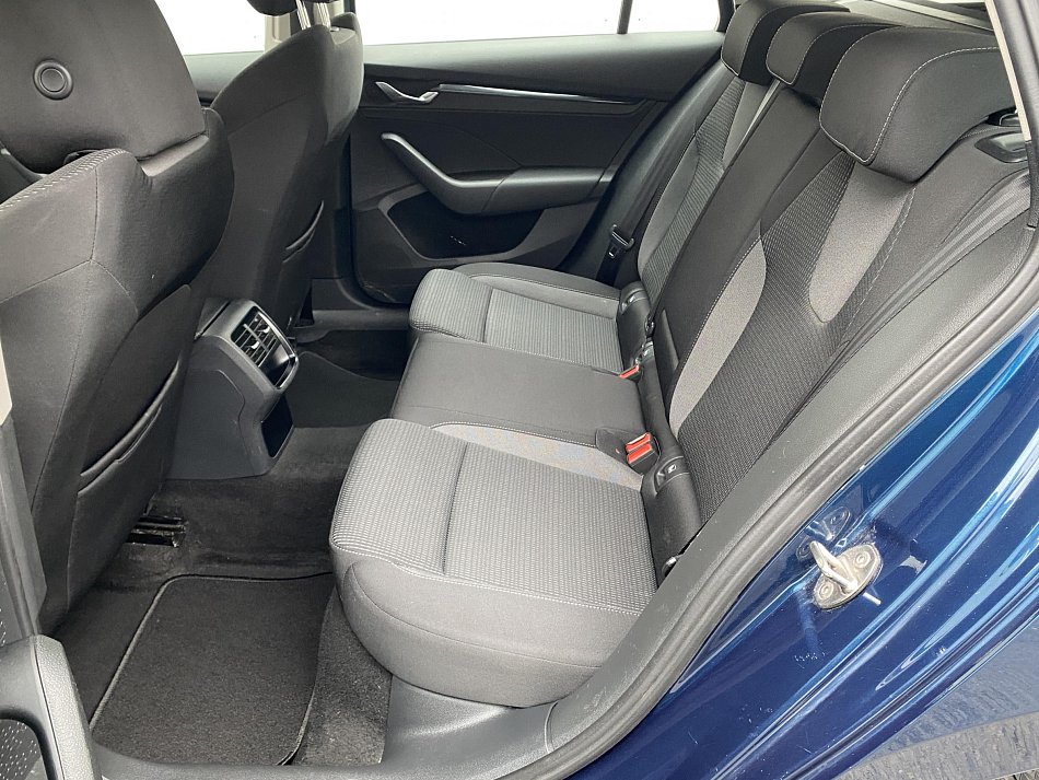 Škoda Octavia IV 1.0 e-TEC Ambition