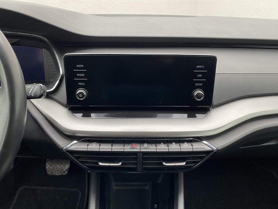 Škoda Octavia IV 1.0 e-TEC Ambition