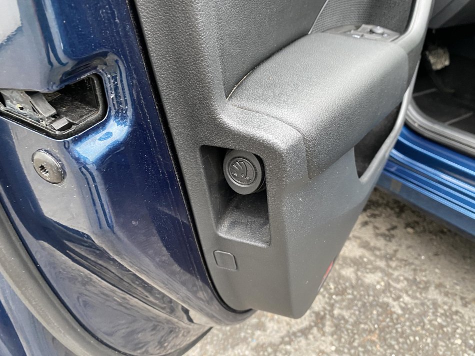 Škoda Octavia IV 1.0 e-TEC Ambition