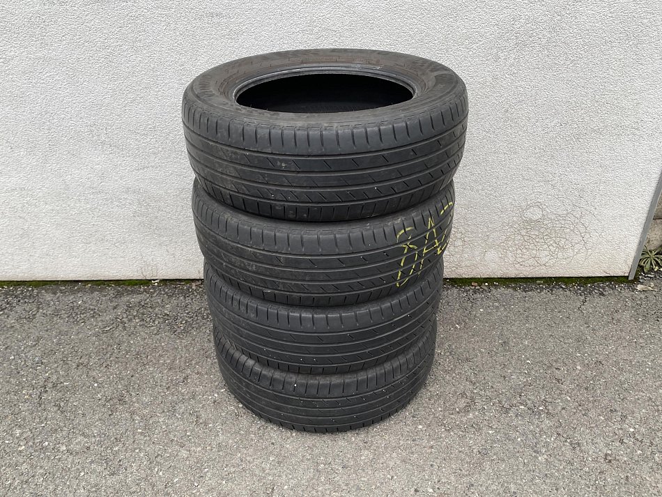 Škoda Octavia IV 1.0 e-TEC Ambition