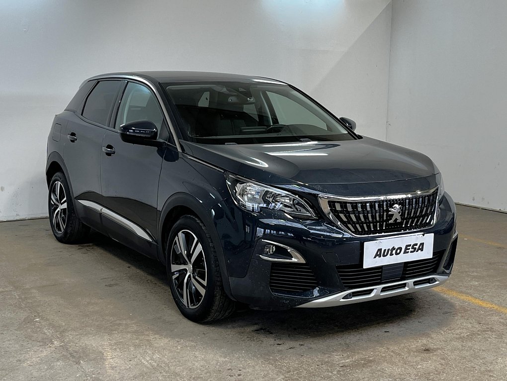 Peugeot 3008 1.2 PT Allure