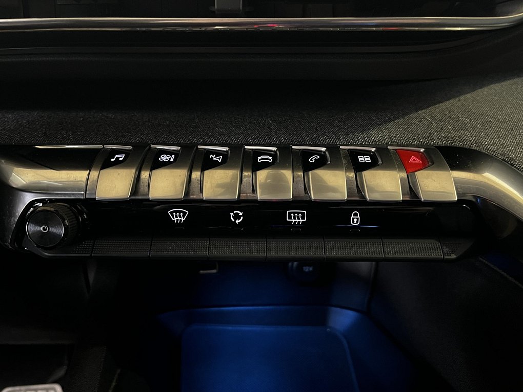 Peugeot 3008 1.2 PT Allure