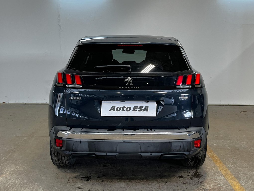 Peugeot 3008 1.2 PT Allure