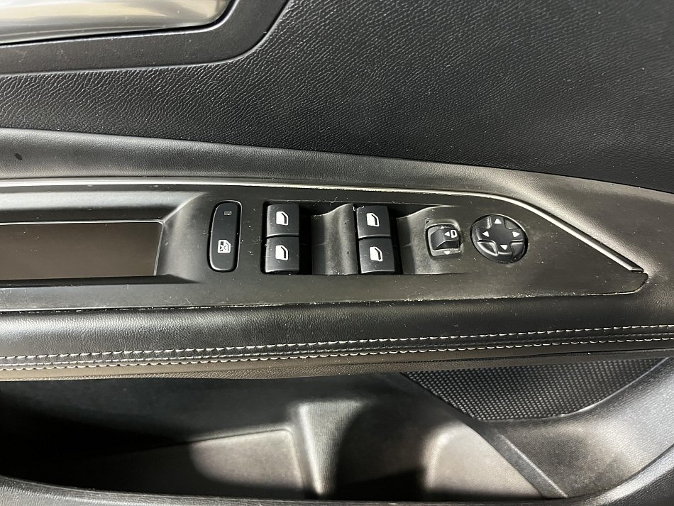 Peugeot 3008 1.2 PT Allure