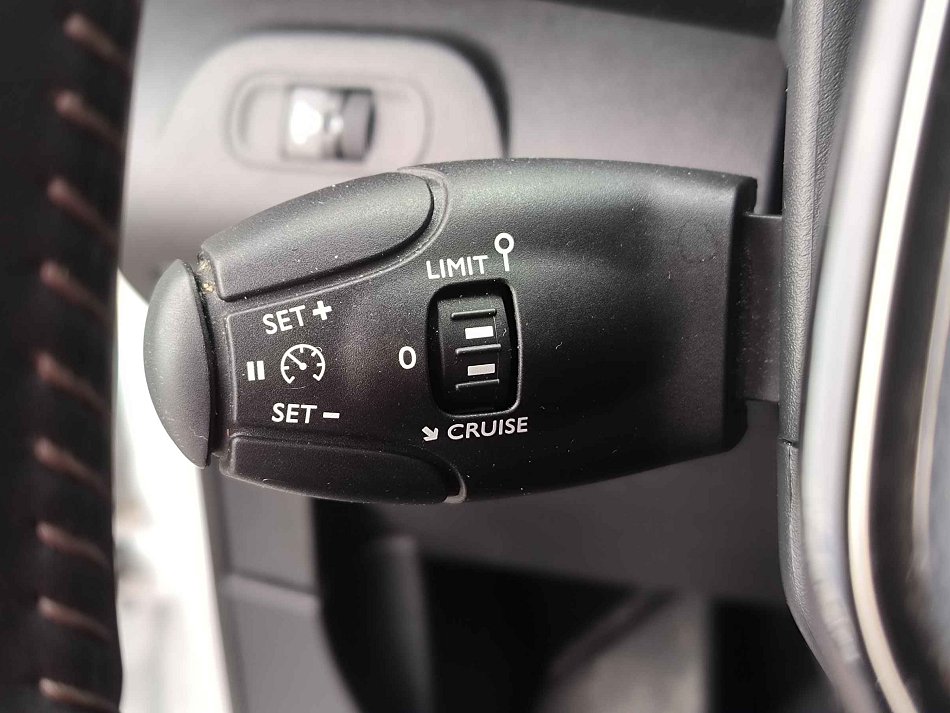 Peugeot Partner 1.5HDi Premium MAXi DÍLNA