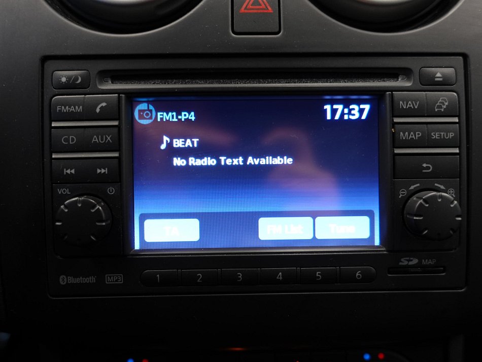 Nissan Qashqai 2.0i  4x4