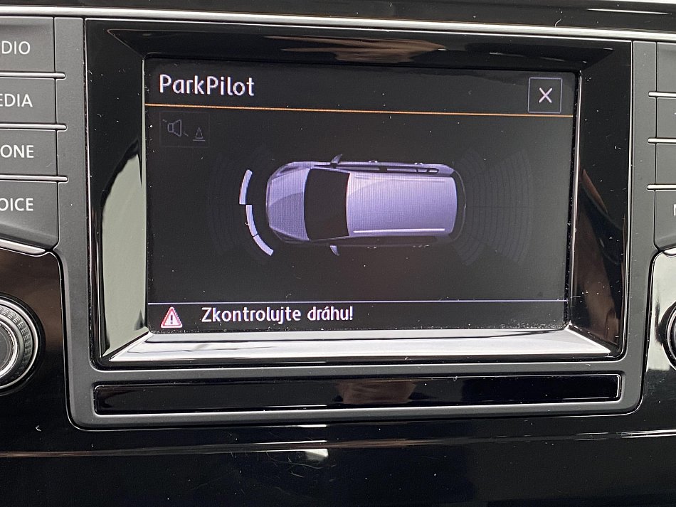 Volkswagen Sportsvan 2.0 TDi Highline