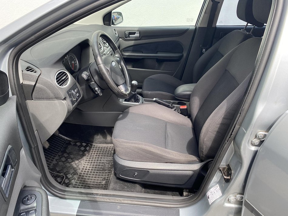 Ford Focus 1.6i 