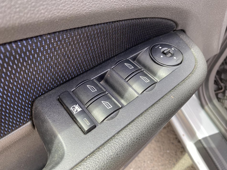 Ford Focus 1.6i 