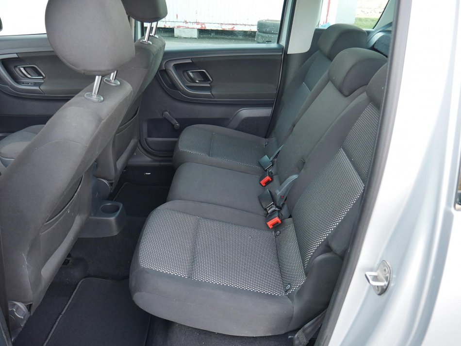 Škoda Roomster 1.2 TSi Scout