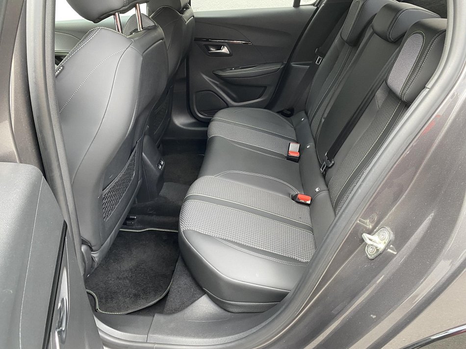 Peugeot 208 1.2 PT GT Line