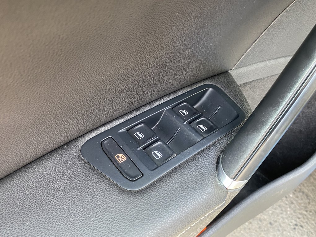 Volkswagen Golf 1.6 TDi 
