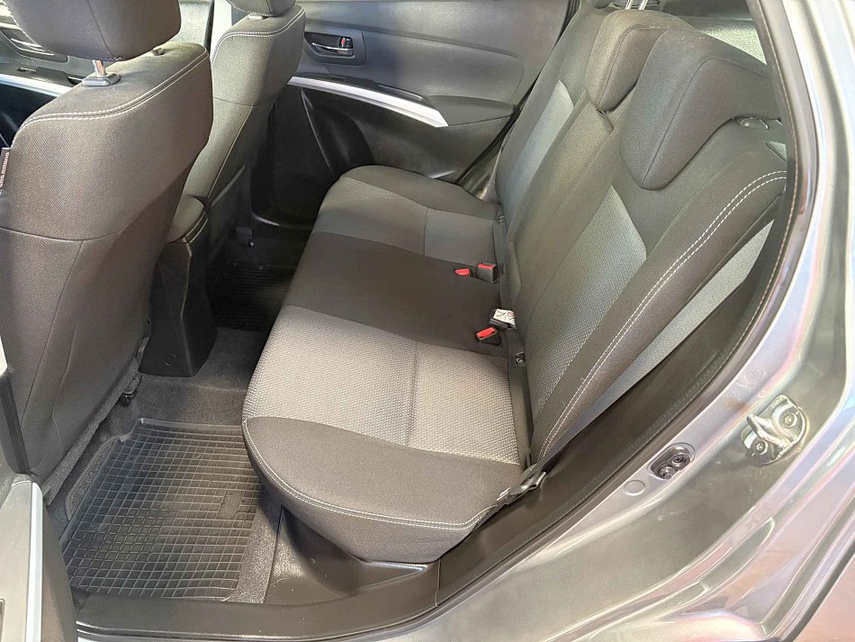 Suzuki S-Cross 1.6 VVTi Elegance