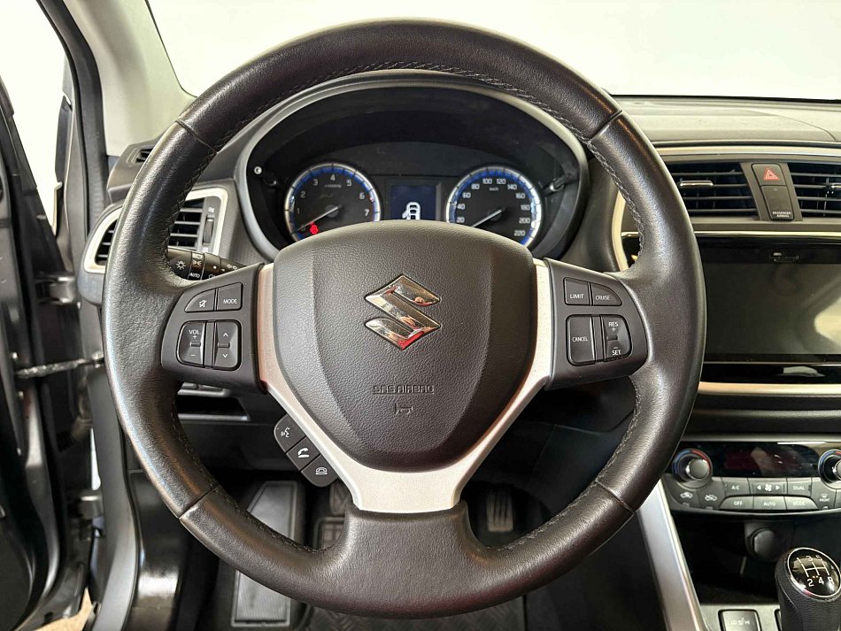 Suzuki S-Cross 1.6 VVTi Elegance