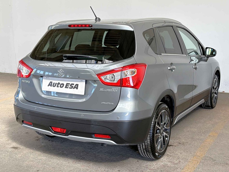 Suzuki S-Cross 1.6 VVTi Elegance