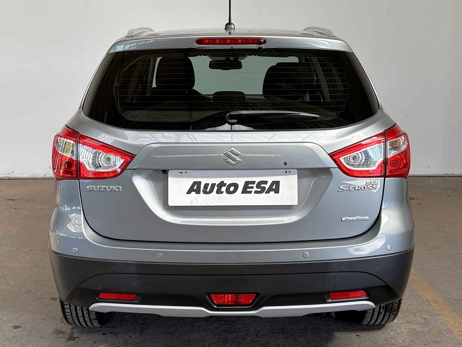 Suzuki S-Cross 1.6 VVTi Elegance