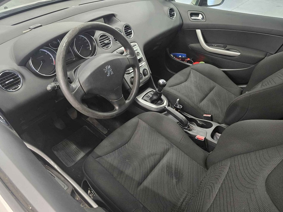 Peugeot 308 1.6i  SW