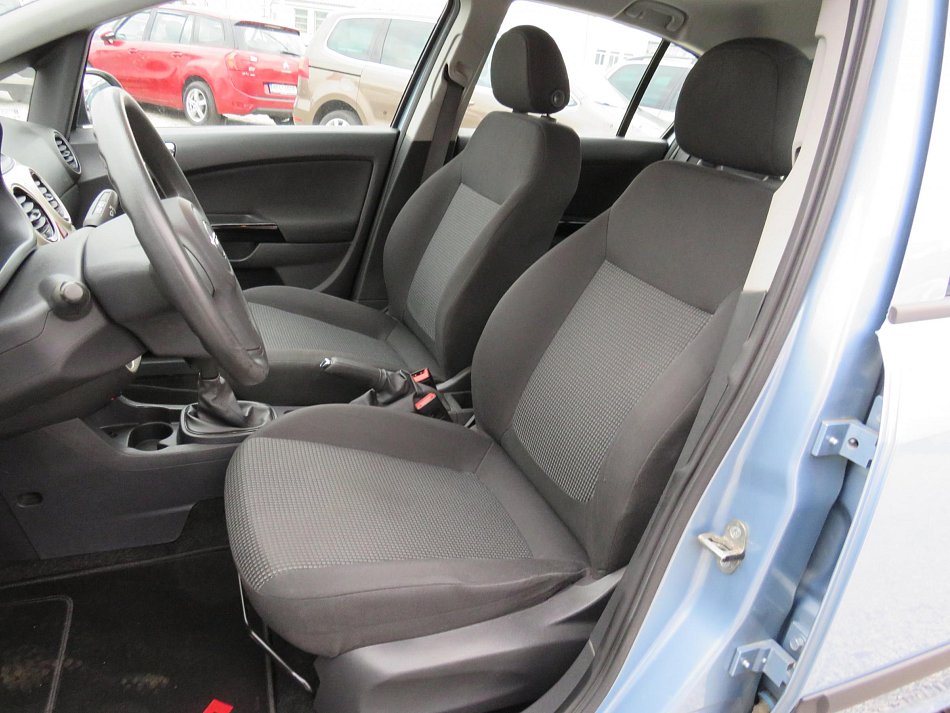 Opel Corsa 1.0i 