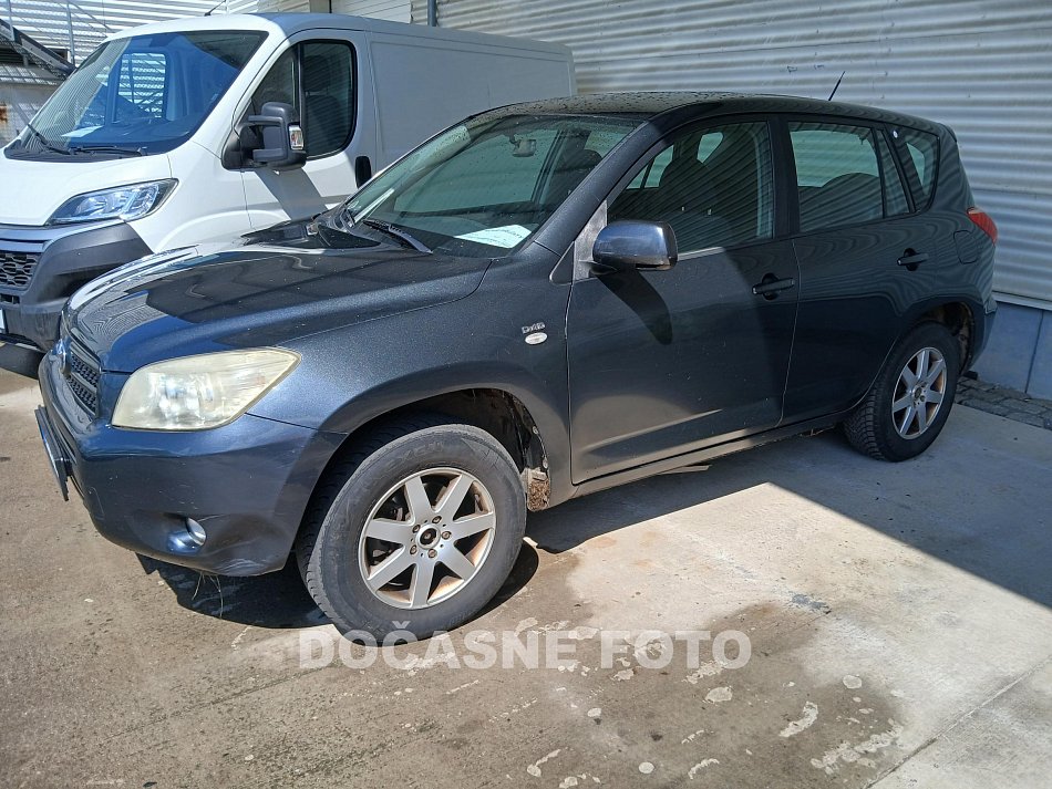 Toyota RAV4 2.2 D  4WD