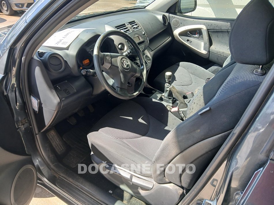 Toyota RAV4 2.2 D  4WD
