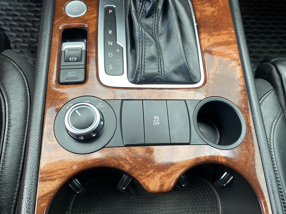 Volkswagen Touareg 4.2 TDi V8  4x4