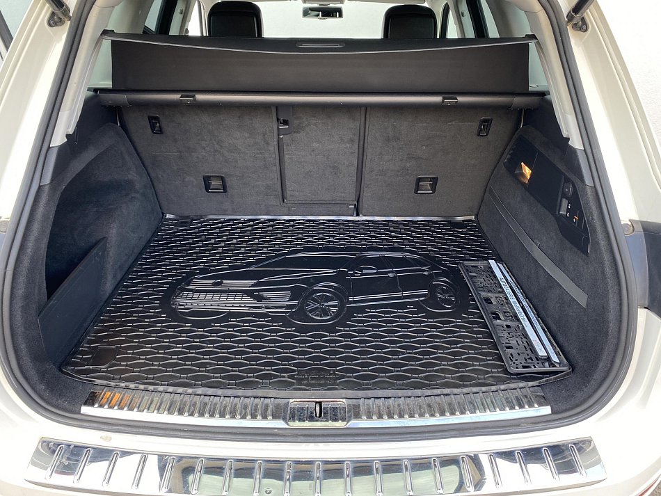 Volkswagen Touareg 4.2 TDi V8  4x4