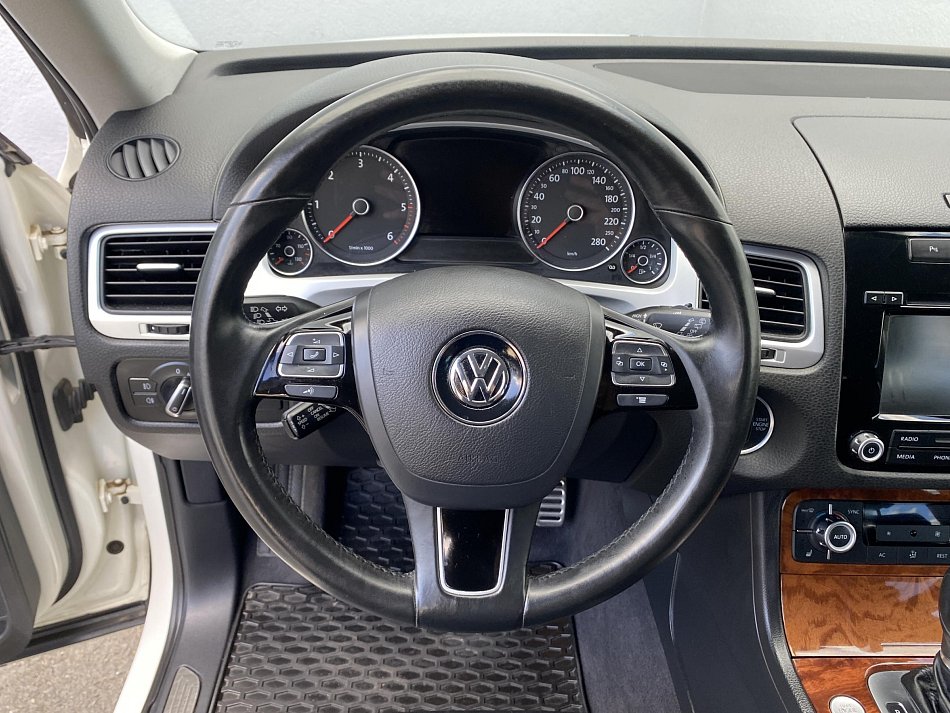 Volkswagen Touareg 4.2 TDi V8  4x4