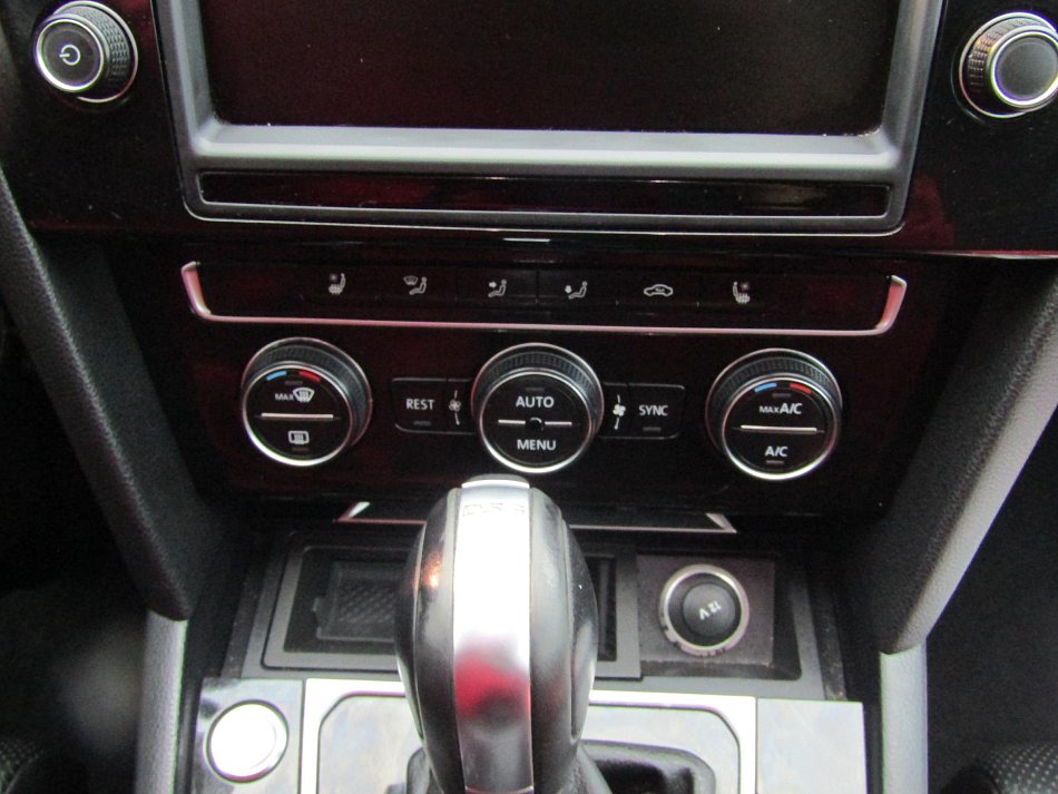 Volkswagen Passat 2.0 TDi 