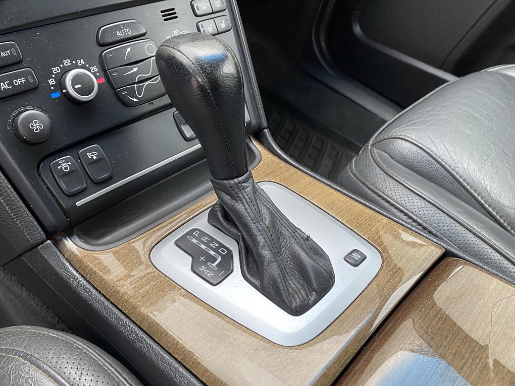 Volvo XC90 2.4D5 Summum 4x4