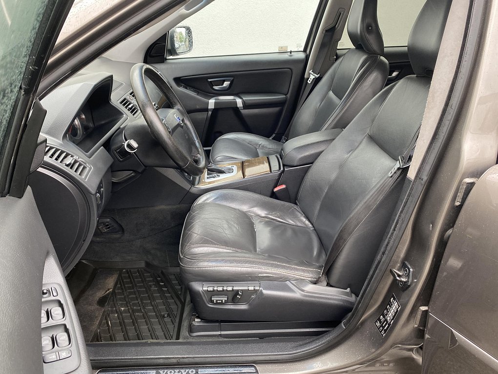 Volvo XC90 2.4D5 Summum 4x4