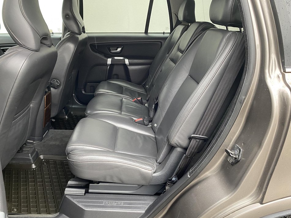 Volvo XC90 2.4D5 Summum 4x4