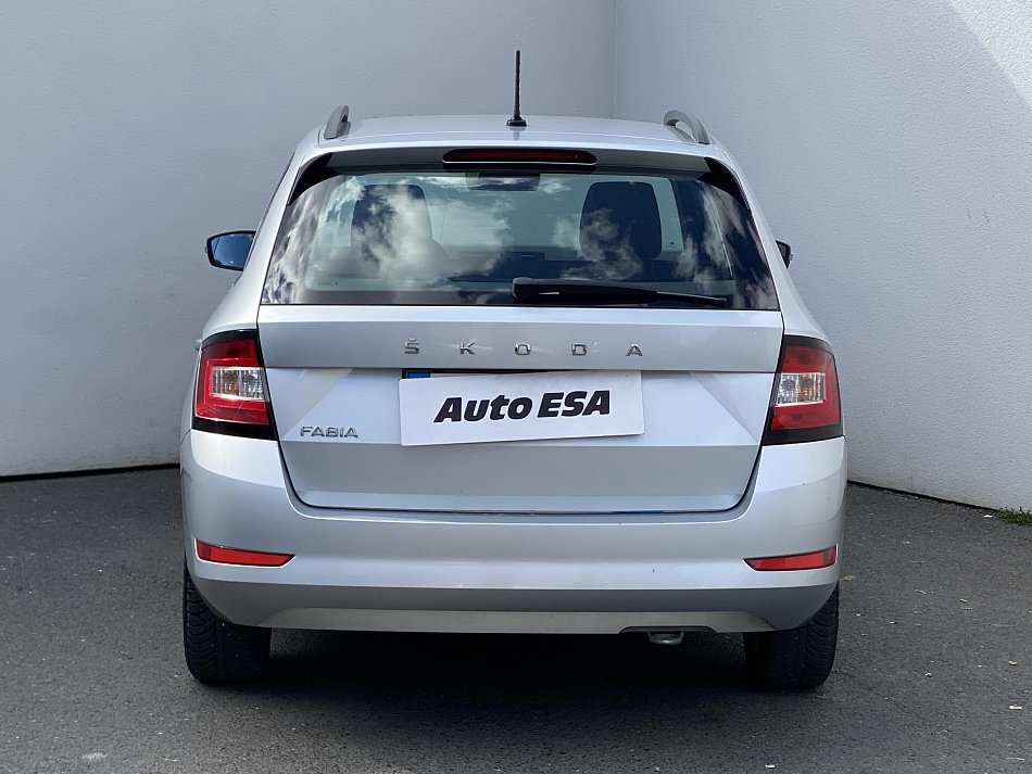 Škoda Fabia III 1.0 TSi Ambition